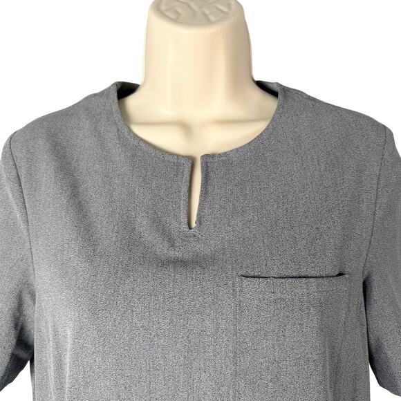 Cuddl Duds Scrub Top Womens XS Heather Gray Split Neck Short Sleeve ClimateRight - Picture 2 of 15